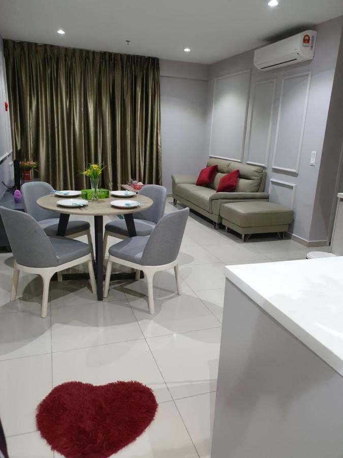 Corner Unit@I-City Family Suite Central Mall View Шах Алам Екстериор снимка